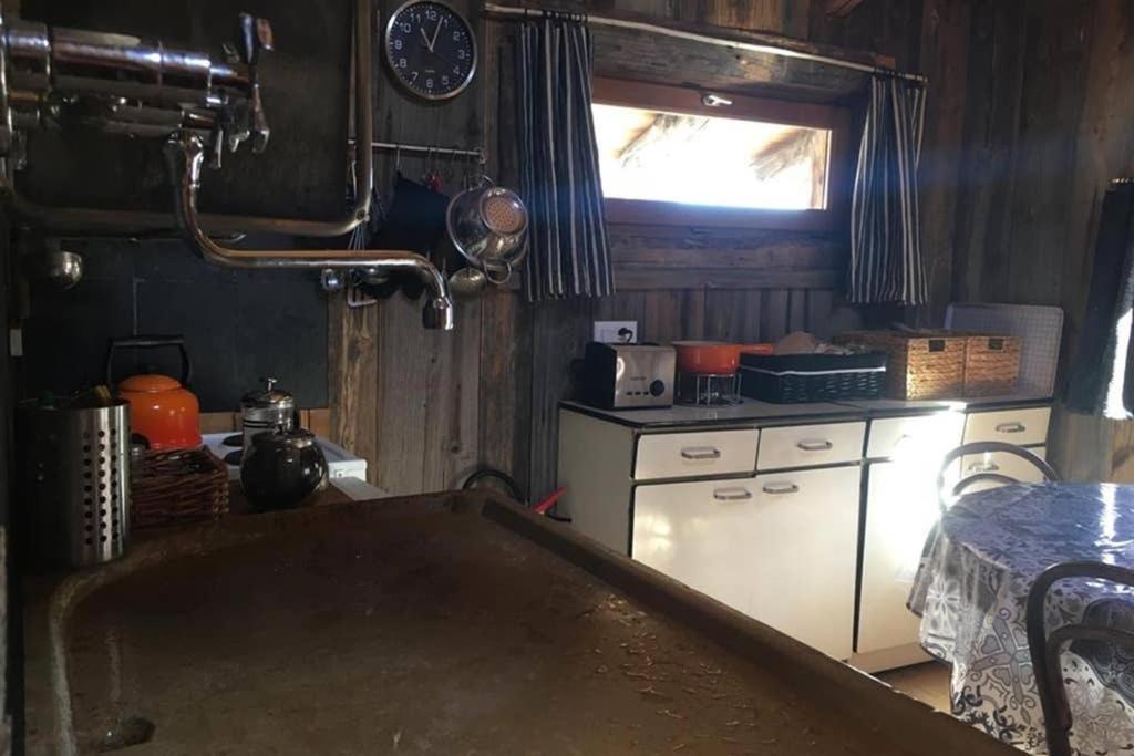 La Cabane De L'Homme Tranquille Le Tretien Luaran gambar